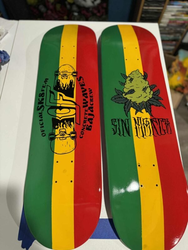 Sin Marca Skateboard - Rasta Deck: imagen 2